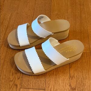 Skechers White Scalloped Strap Sandals Luxe Foam